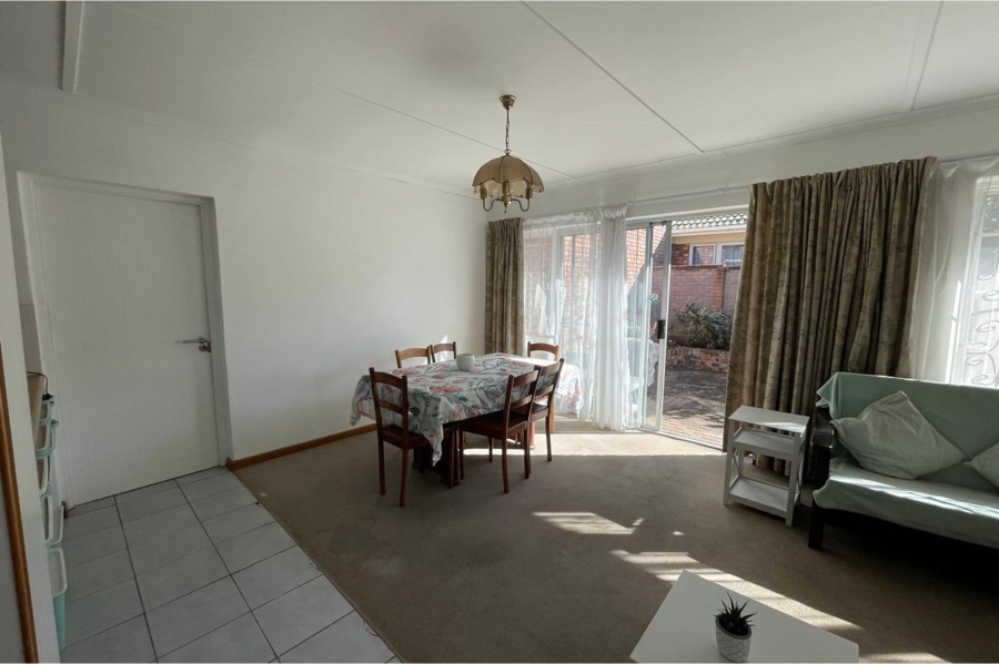 2 Bedroom Property for Sale in Chiselhurst Eastern Cape
